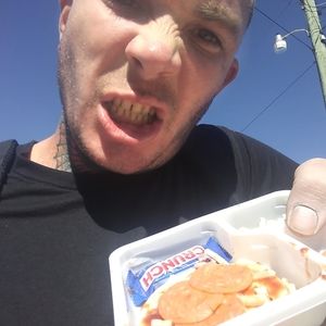 Meet your Posher, Grady